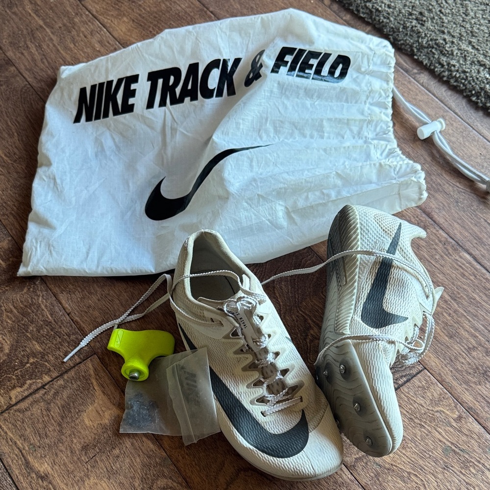 Nike Women’sTrack & Field Spike - White/Black